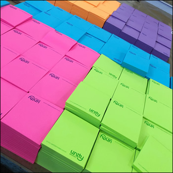 sticky note blocos coloridos