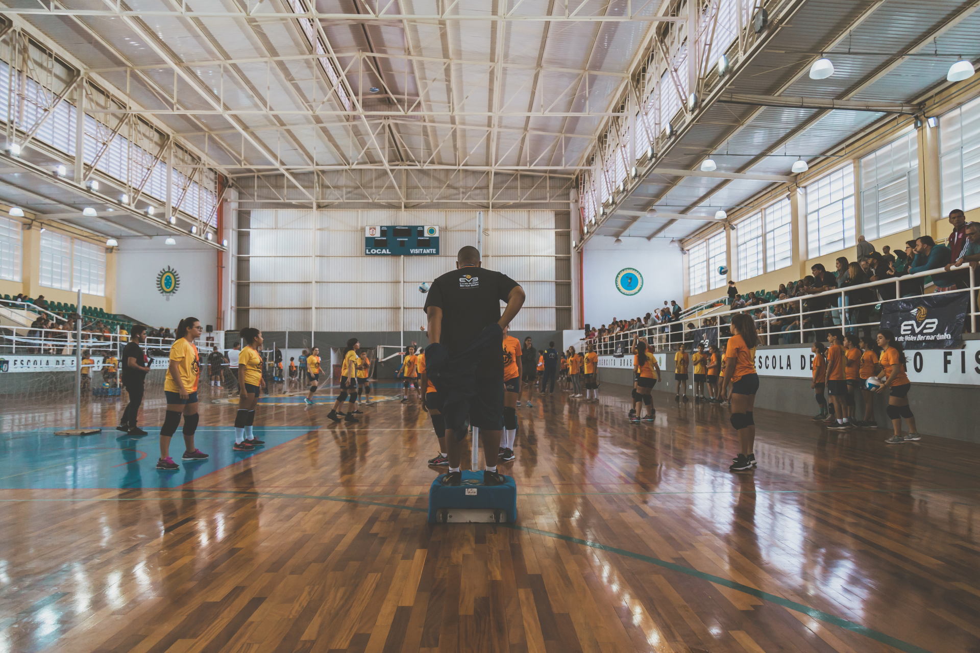 Meninas do vôlei de Rio Preto entram em quadra neste domingo pelo