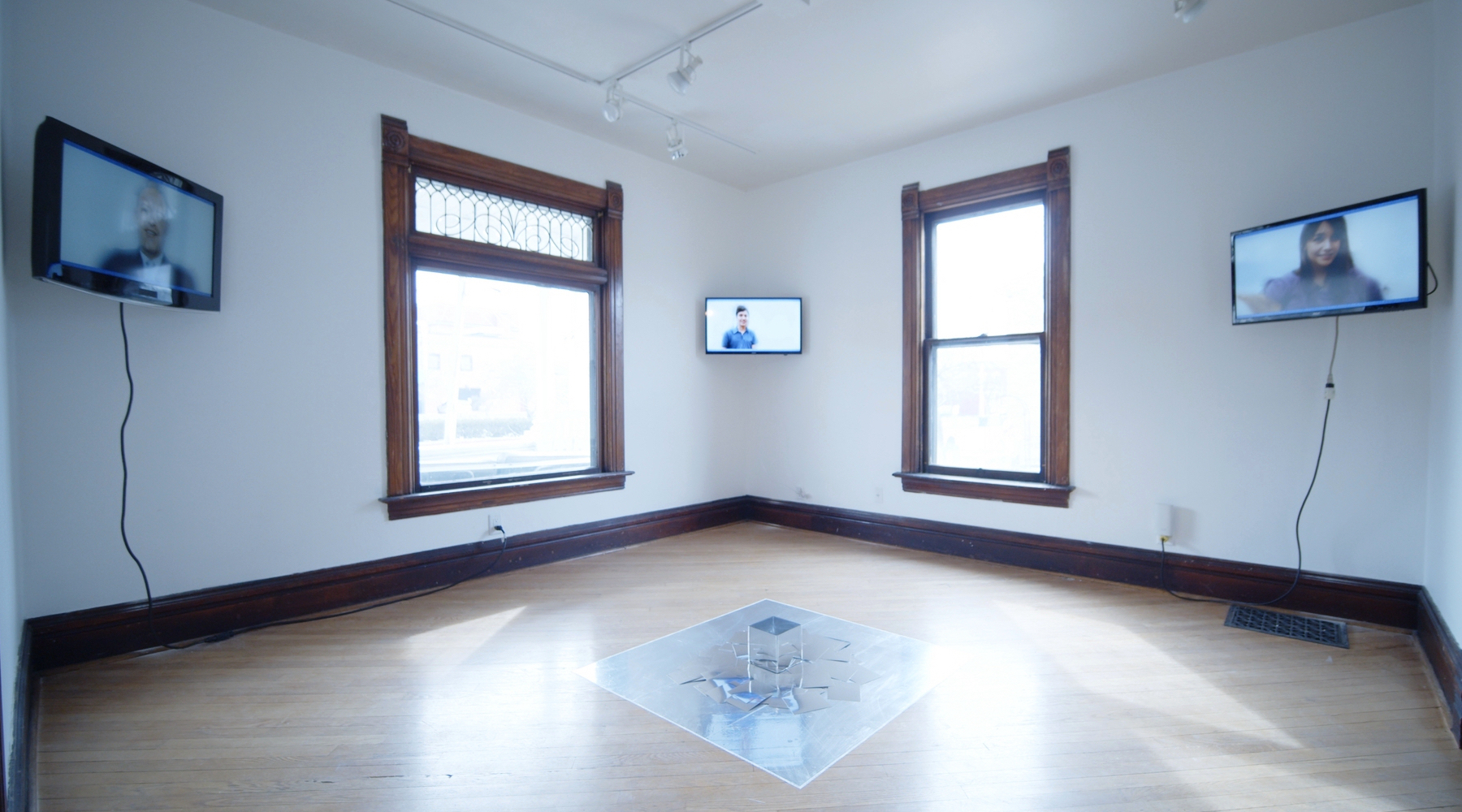 <i>Instruction</i> (2023). Installation view. <a href=https://www.publicspaceone.com/events/terminal-care target=_blank>Terminal Care</a>, Public Space One. 2023.