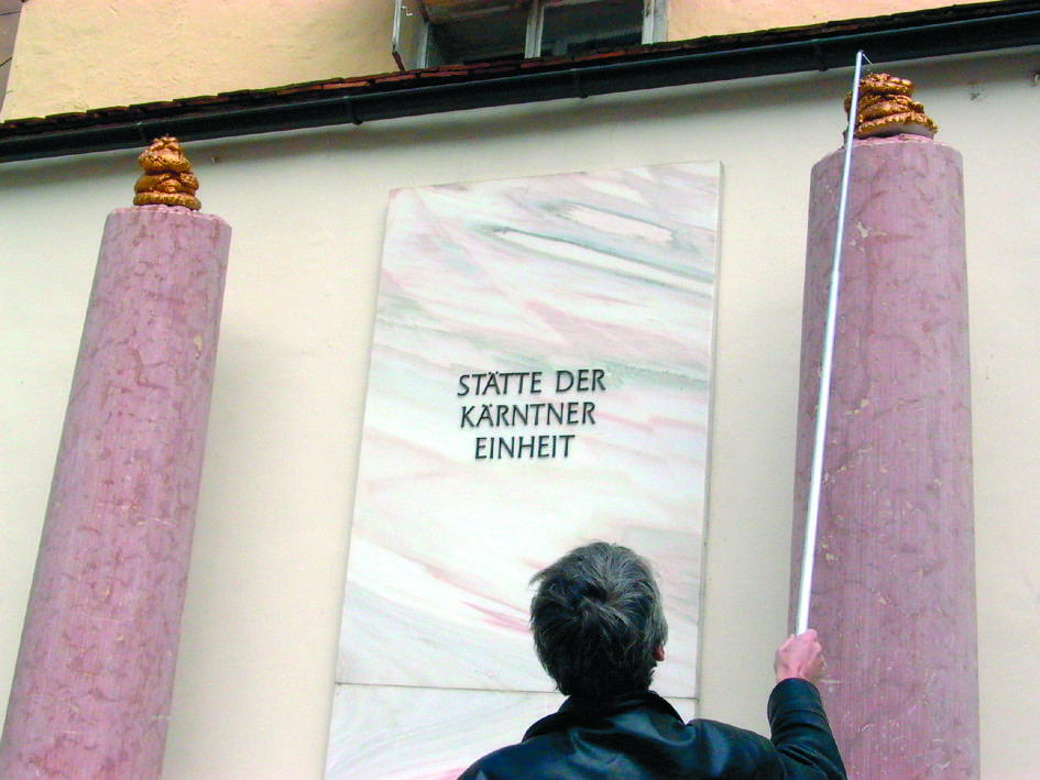 Protestaktion Kärntner Kulturschaffender, 2002