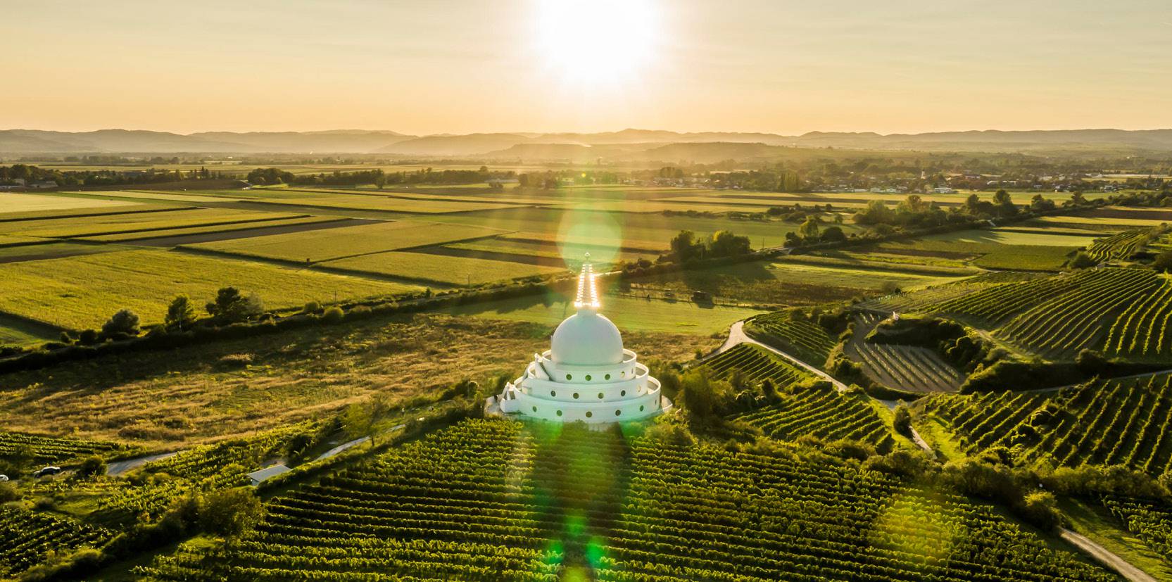 SeitenbilderV1_Friedensstupa.jpg