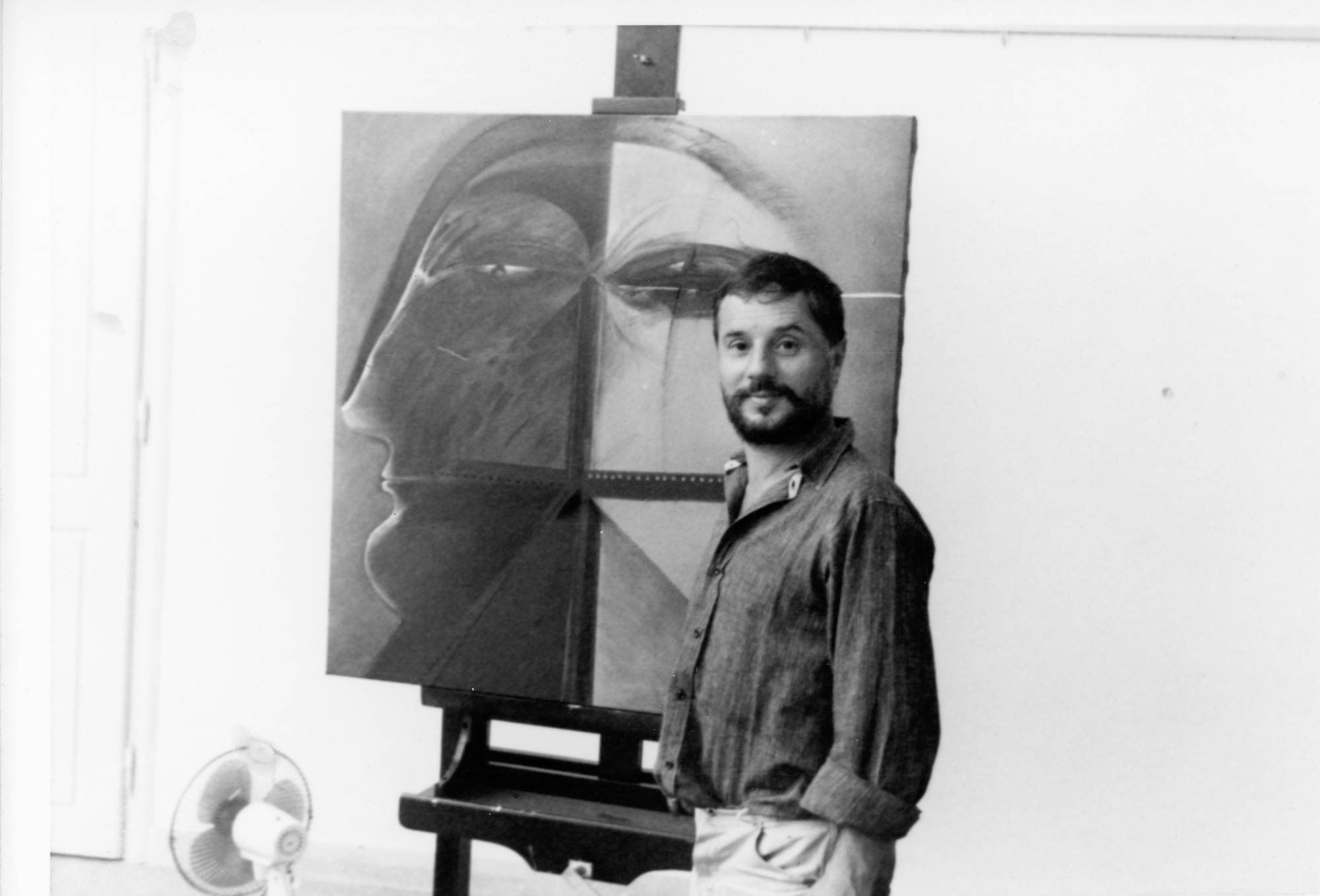 Edgar Schmandt in seinem Atelier in der Villa Massimo, 1977, vor seiner Arbeit „Condottiere Francesco Sforza“