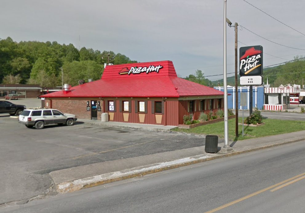 Pizza Hut Cumberland KY.png