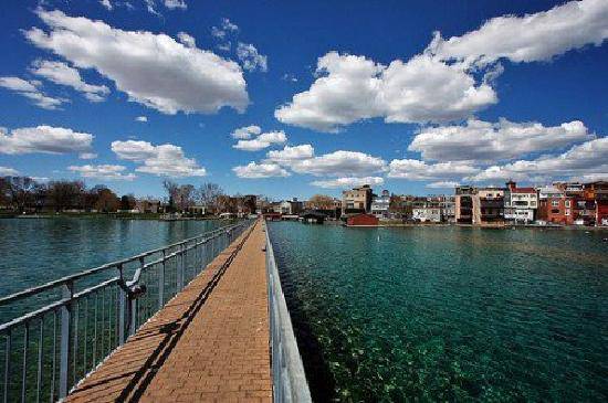 skaneateles lake.jpg