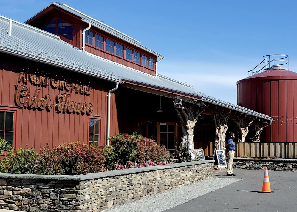Angry Orchard Cider House.png