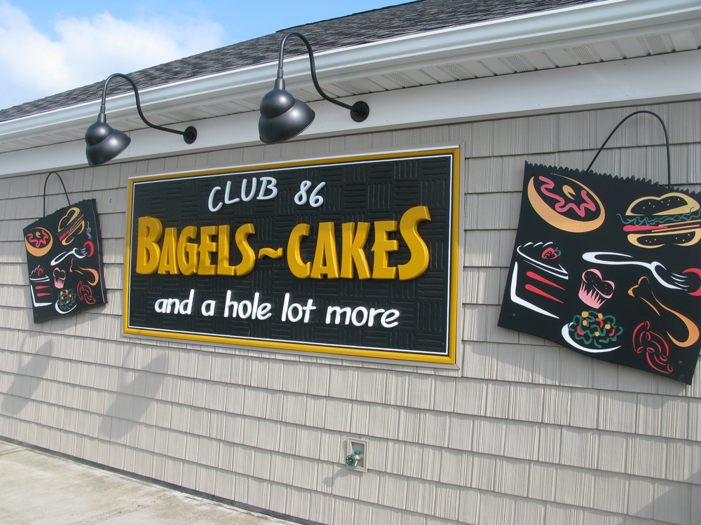 Club 86 Bagels & Cakes.png