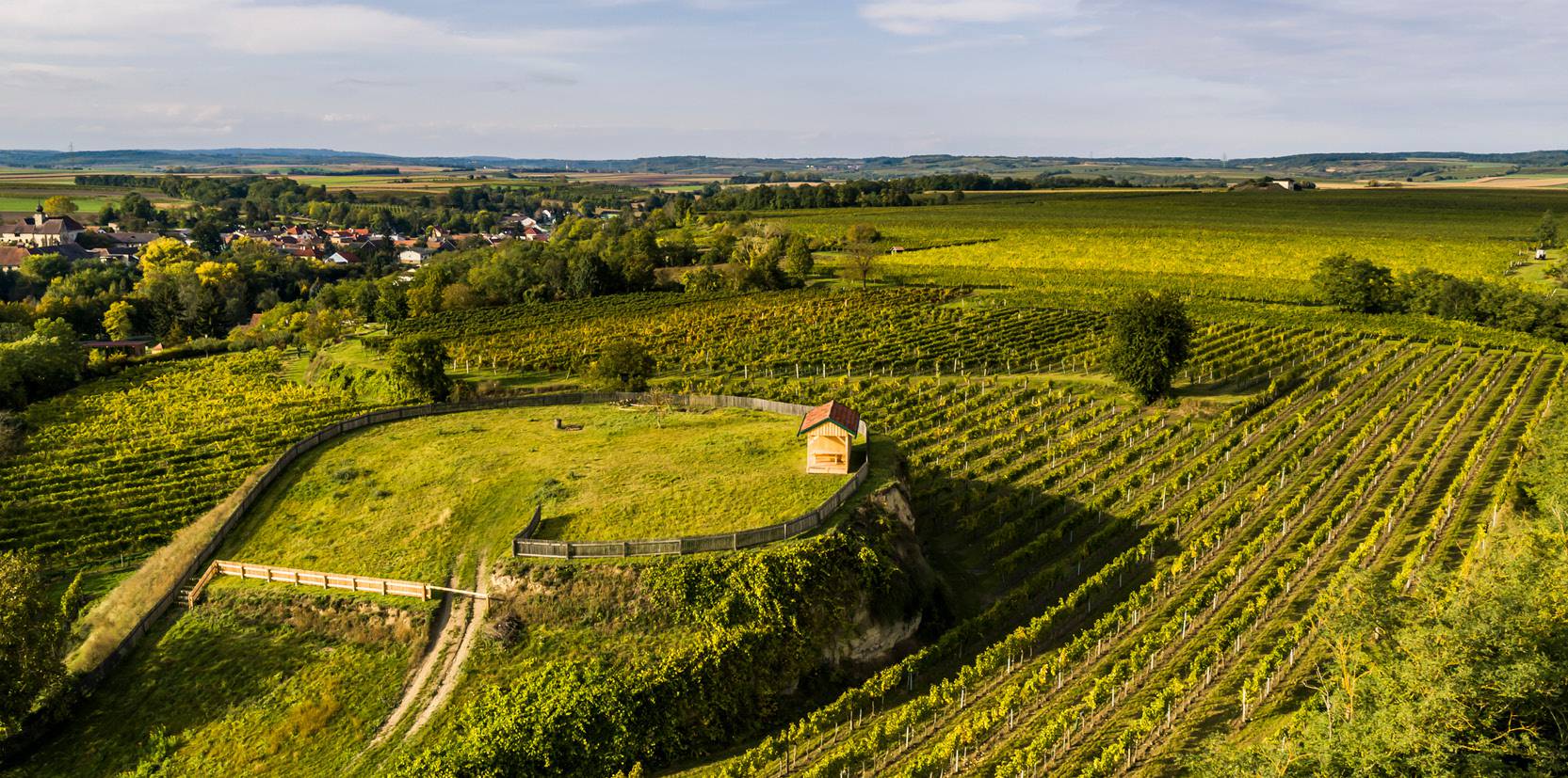 SeitenbilderV1_Schlossberg Mitterstockstall.jpg