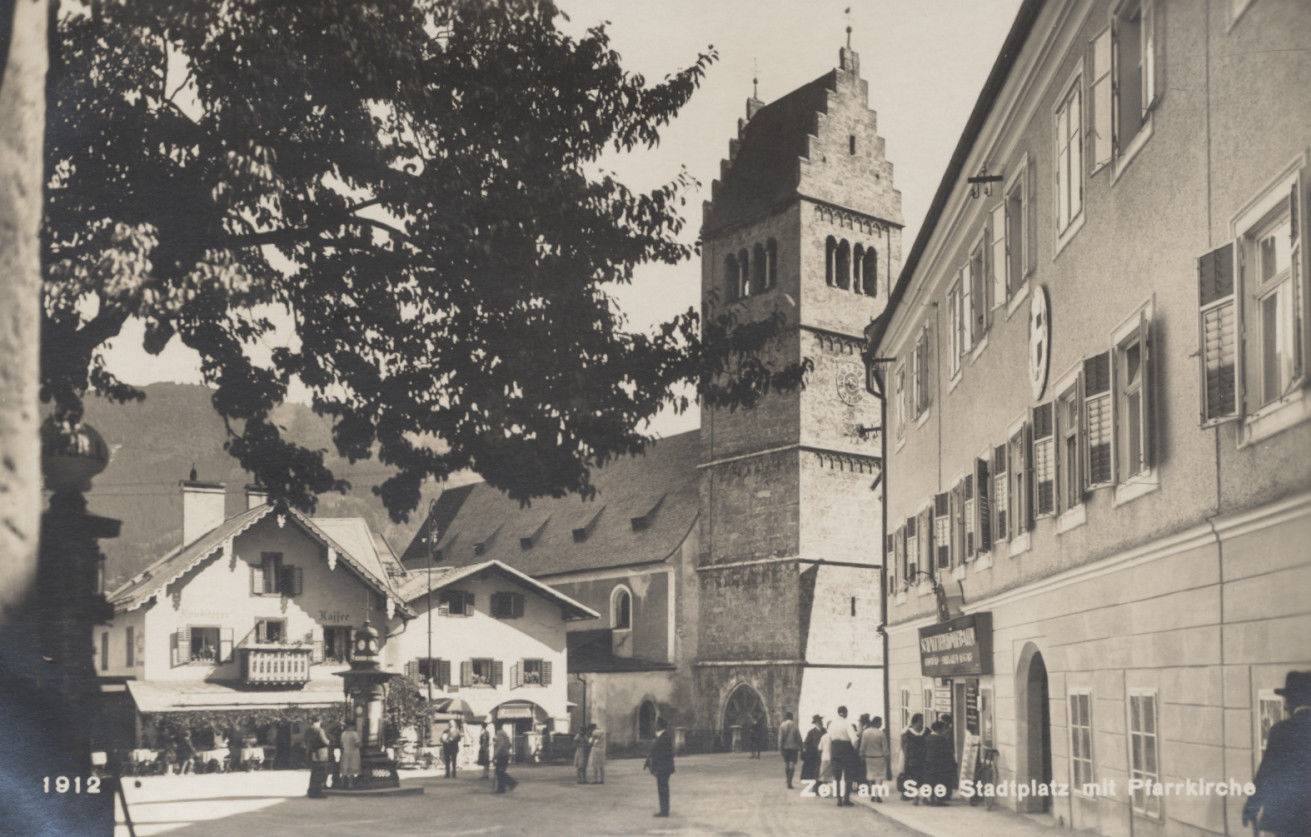 The town square with parish church