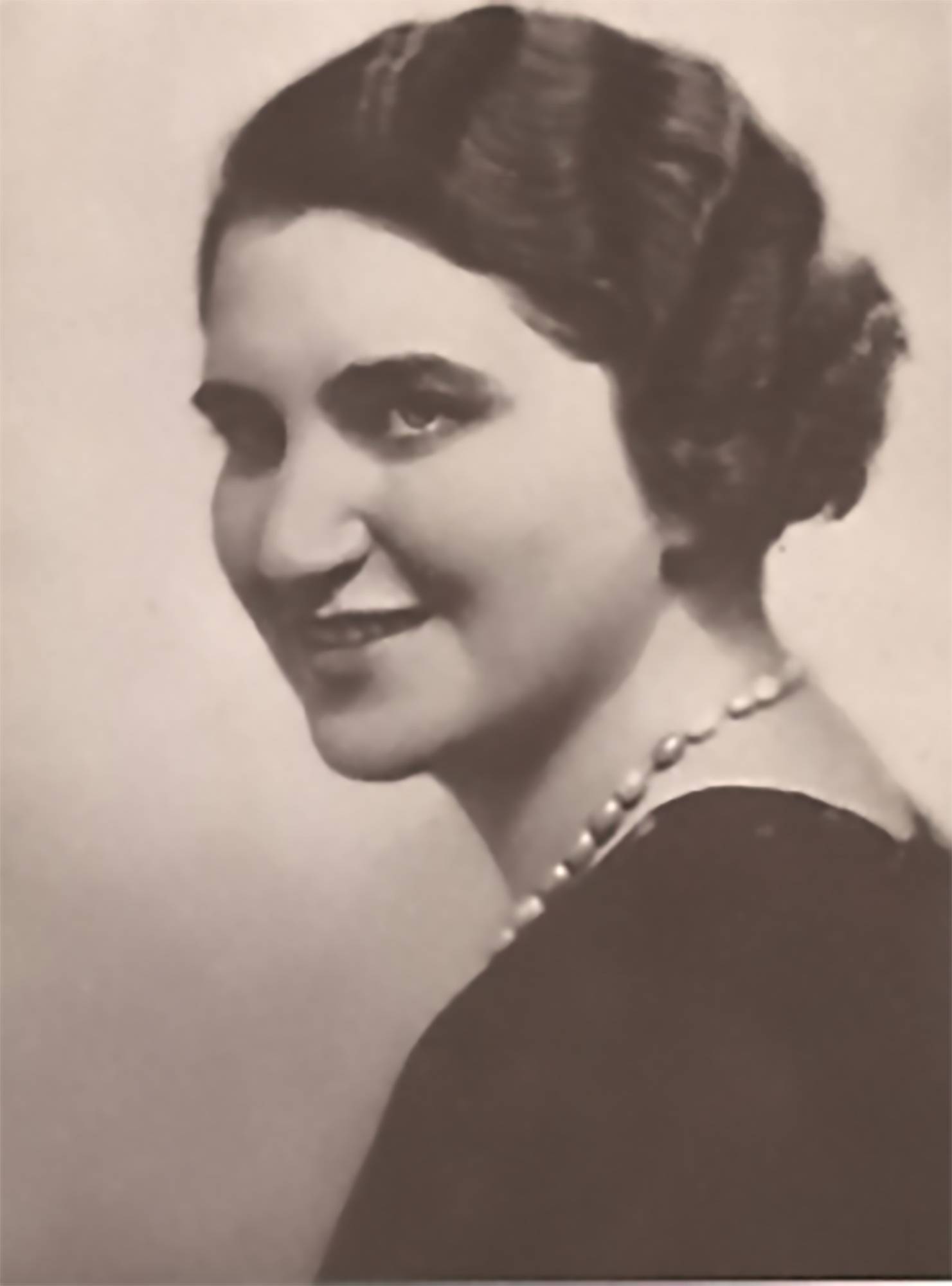 Dolores Vieser.jpg