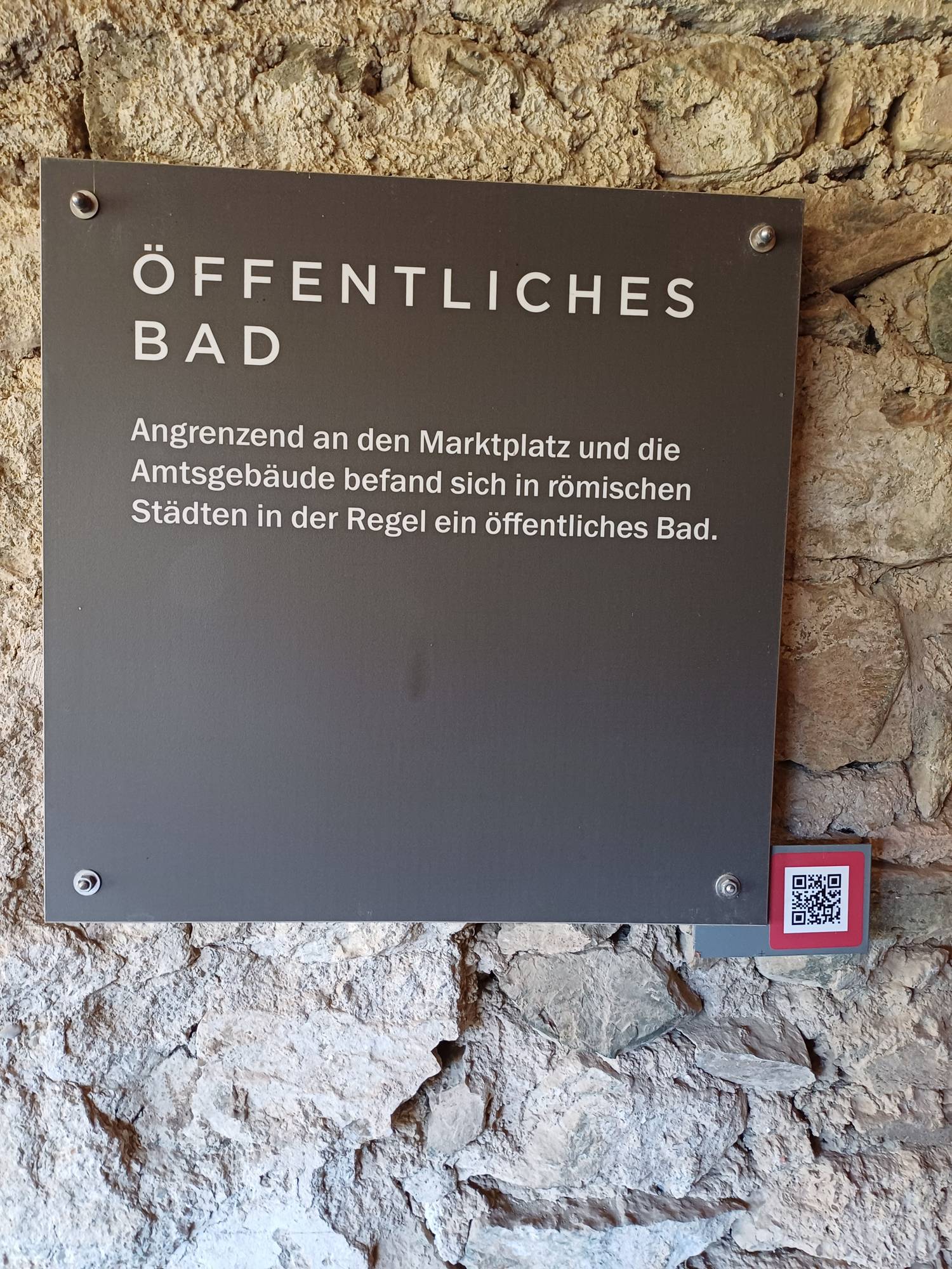 Foto Tafel öff Bad.jpg