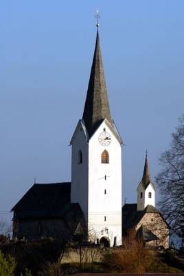 Karnburg_Pfalzkirche_Johann Jaritz_CC BY-SA 3.0 at.jpg