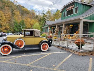 Buck Hill Brewery & Restaurant.jpg