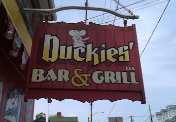 duckies' bar & grill.PNG