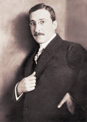 Stefan Zweig 1912.jpg