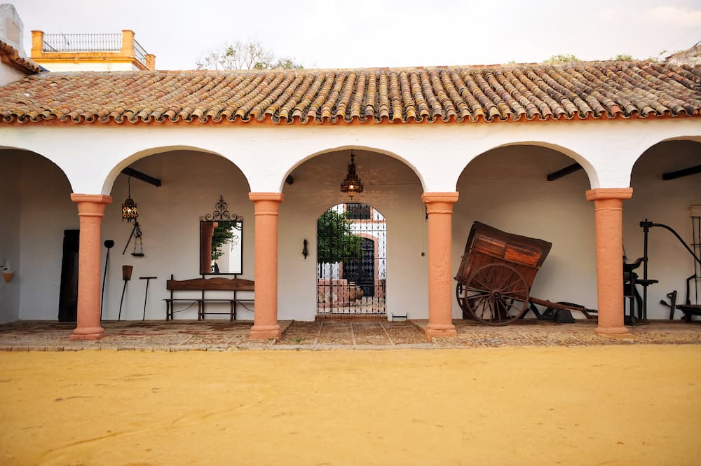 Cortijo Andaluz caracteristicas