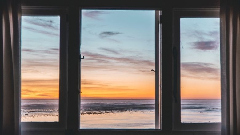 tipos de ventanas pivotantes