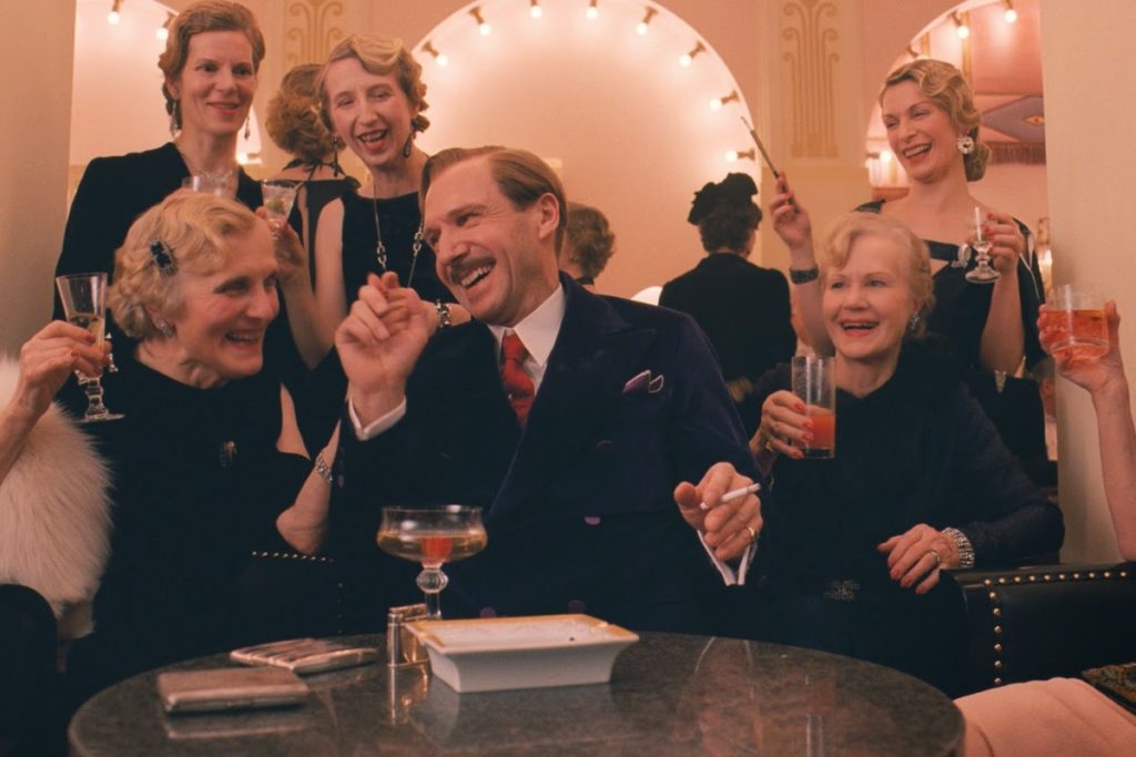 kinopoisk.ru-The-Grand-Budapest-Hotel-2531139