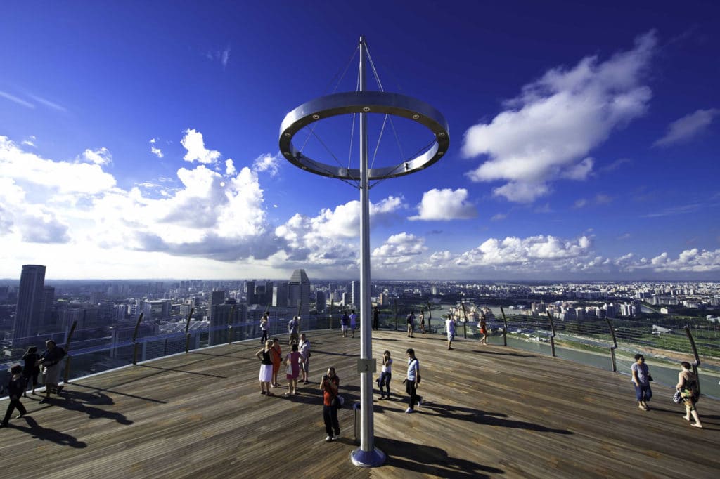 sands_skypark_observation_deck_02