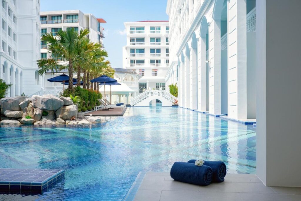 Mövenpick Myth Patong Phuket 5* (Таїланд, Пхукет)