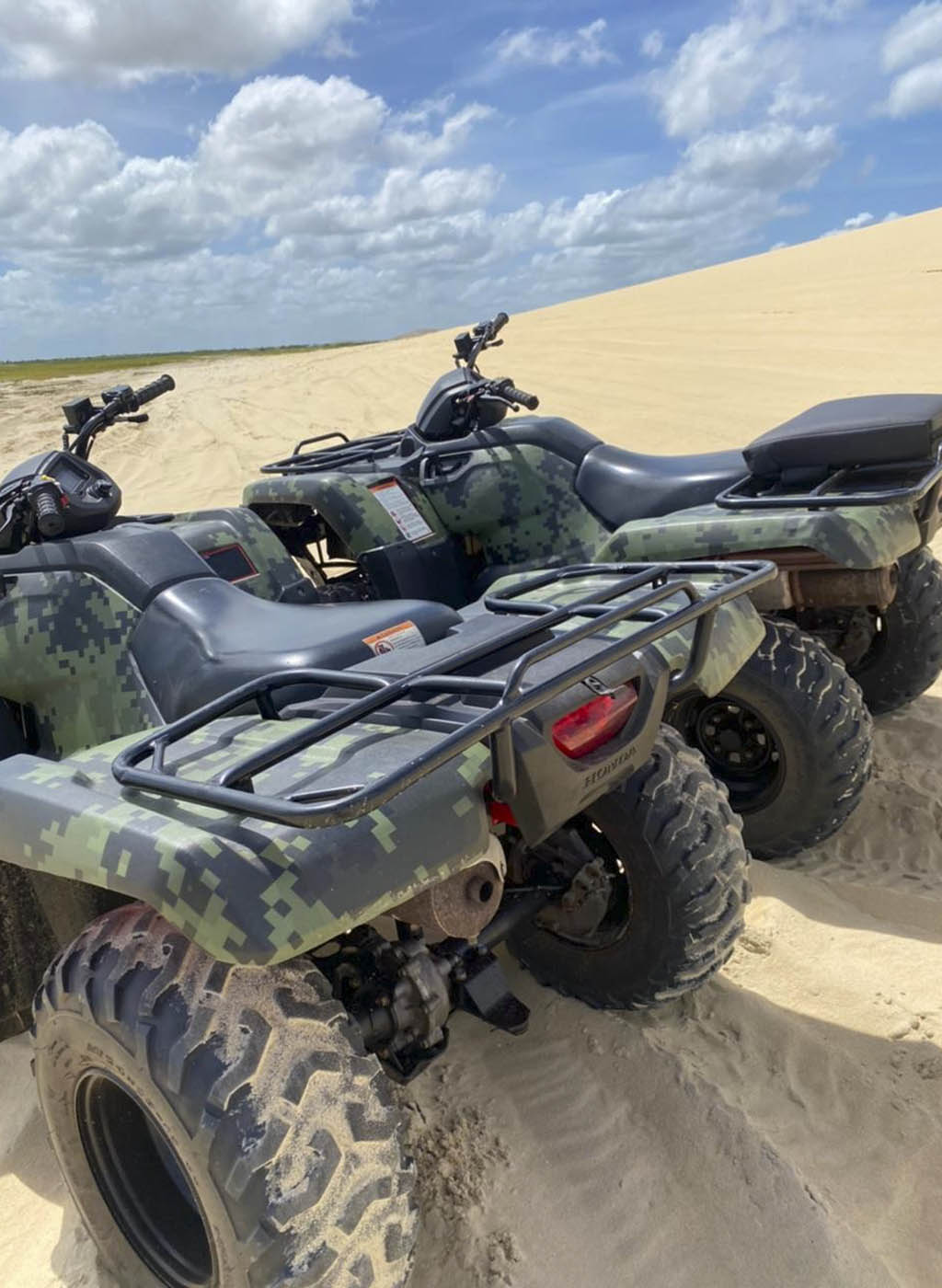dois quadriciclos dunas jericoacoara litoral leste