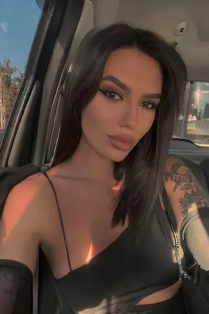 Escort Vita portrait