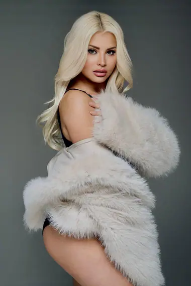 Escort Valentina's Gallery Photo 1