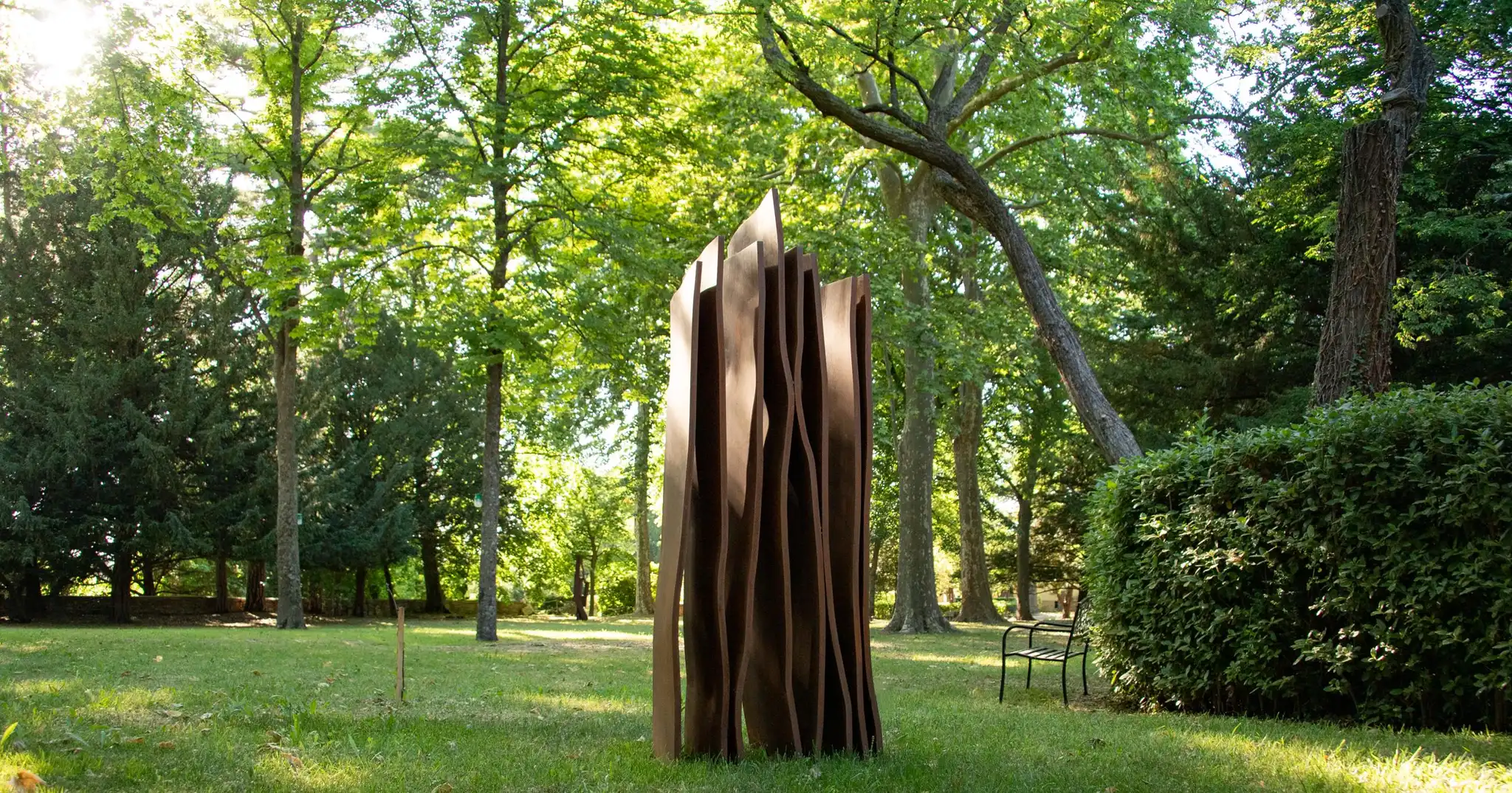 Etienne VIARD, 8 lames verticales, Sculpture