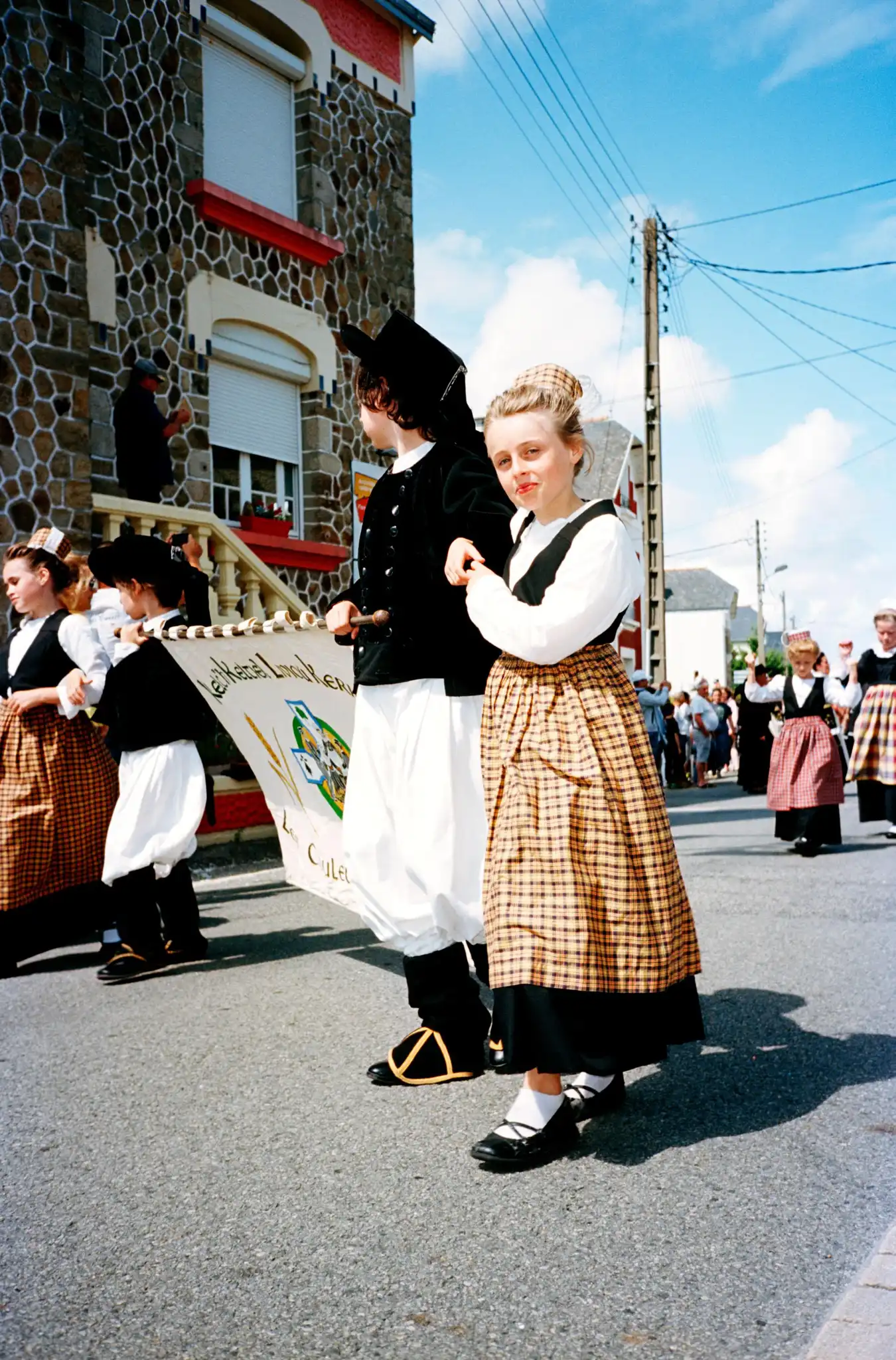 Léa SOTTON, Défilé traditionnel, Locmiquélic, Photography