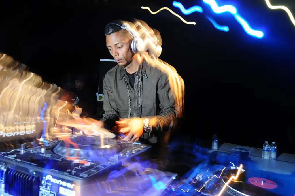 Gilles PETIPAS, Techno legend Jeff Mills at Terrassa PArty, Photography