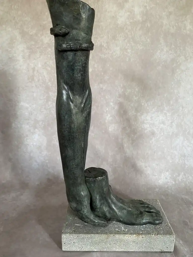 Jean Gabriel MONDIE, La légende du talon d' Achille, Sculpture