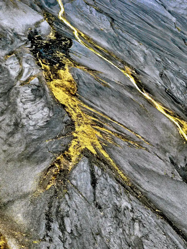 Francis GROSJEAN, DANSE SUR VOLCAN, Photography