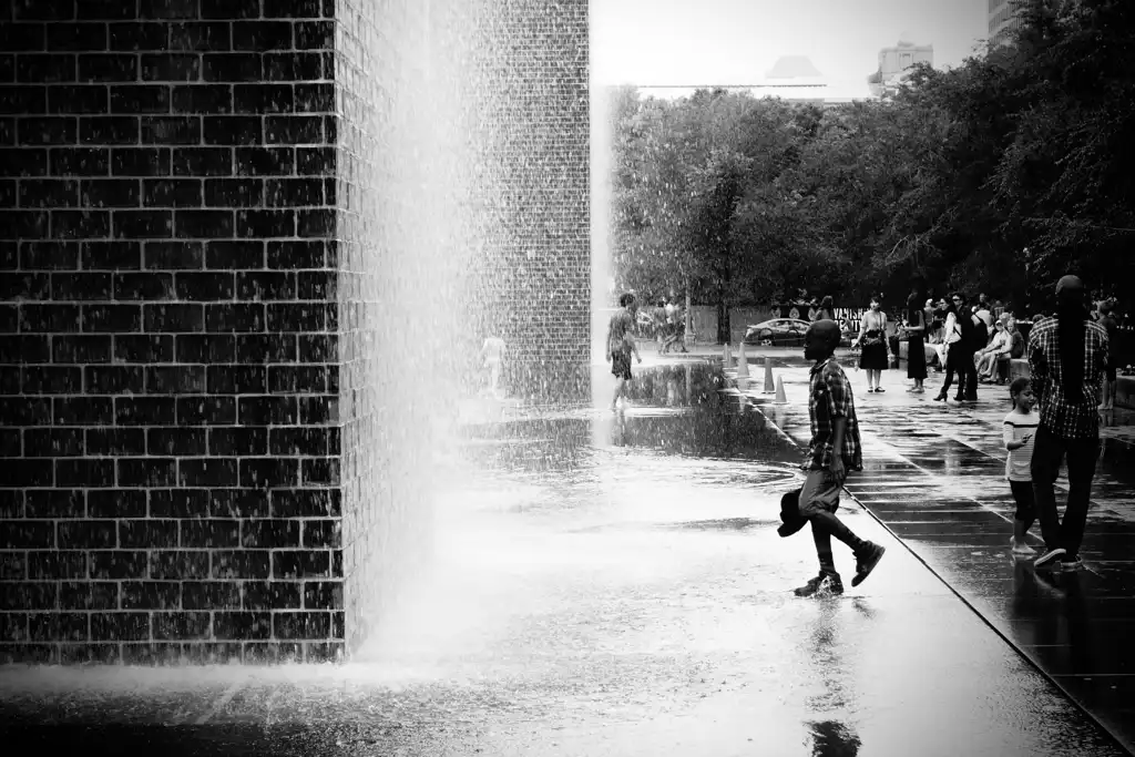 Rod_Book, waterwall, Photography