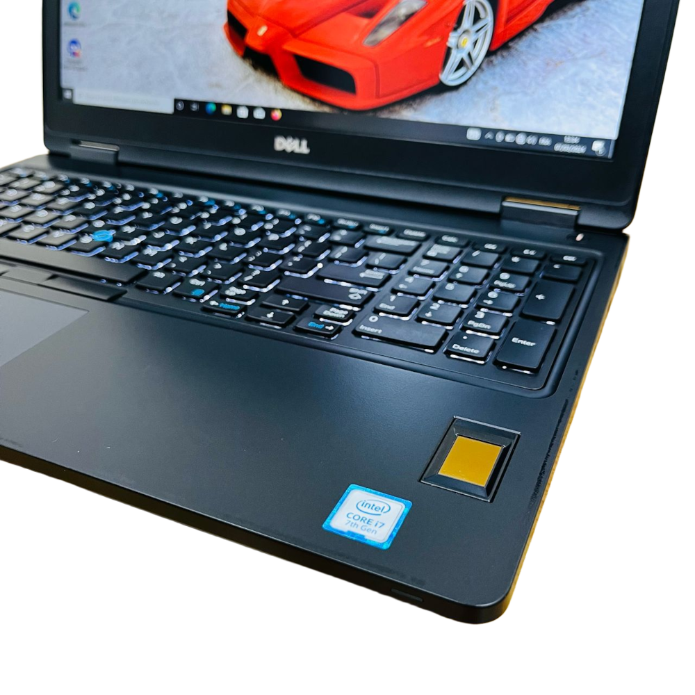 Dell Latitude 5580 Workstation – i7 7ᵉ Génération, 16 Go RAM, NVIDIA 940MX 3