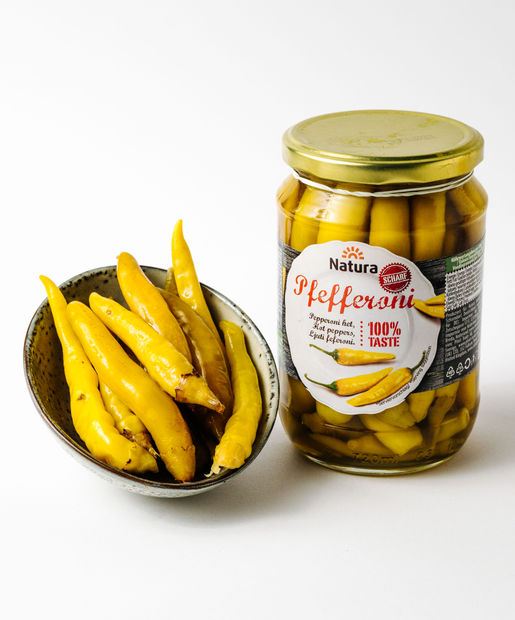 Natura Pickled Hot Peppers