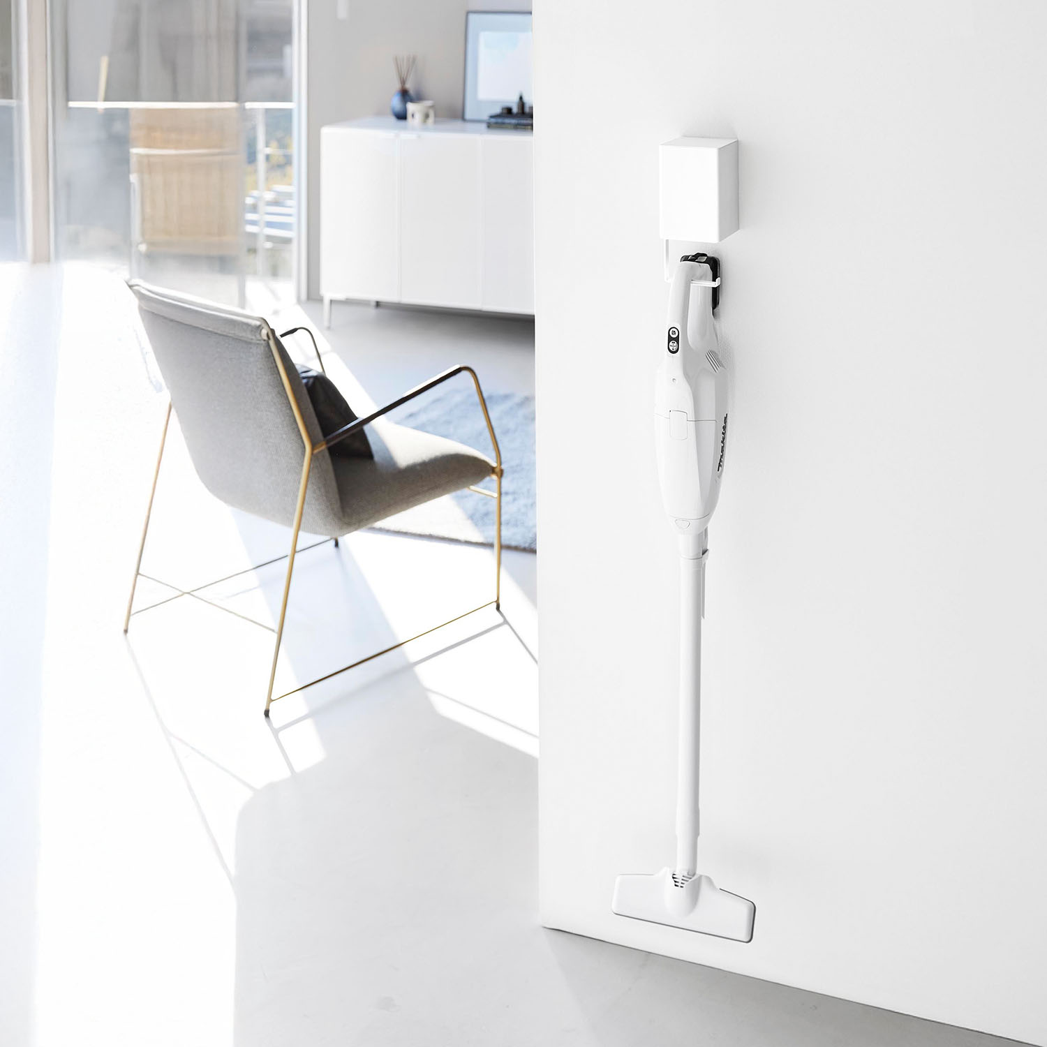 ウォール収納付きコードレスクリーナーホルダー タワー 石こうボード壁対応