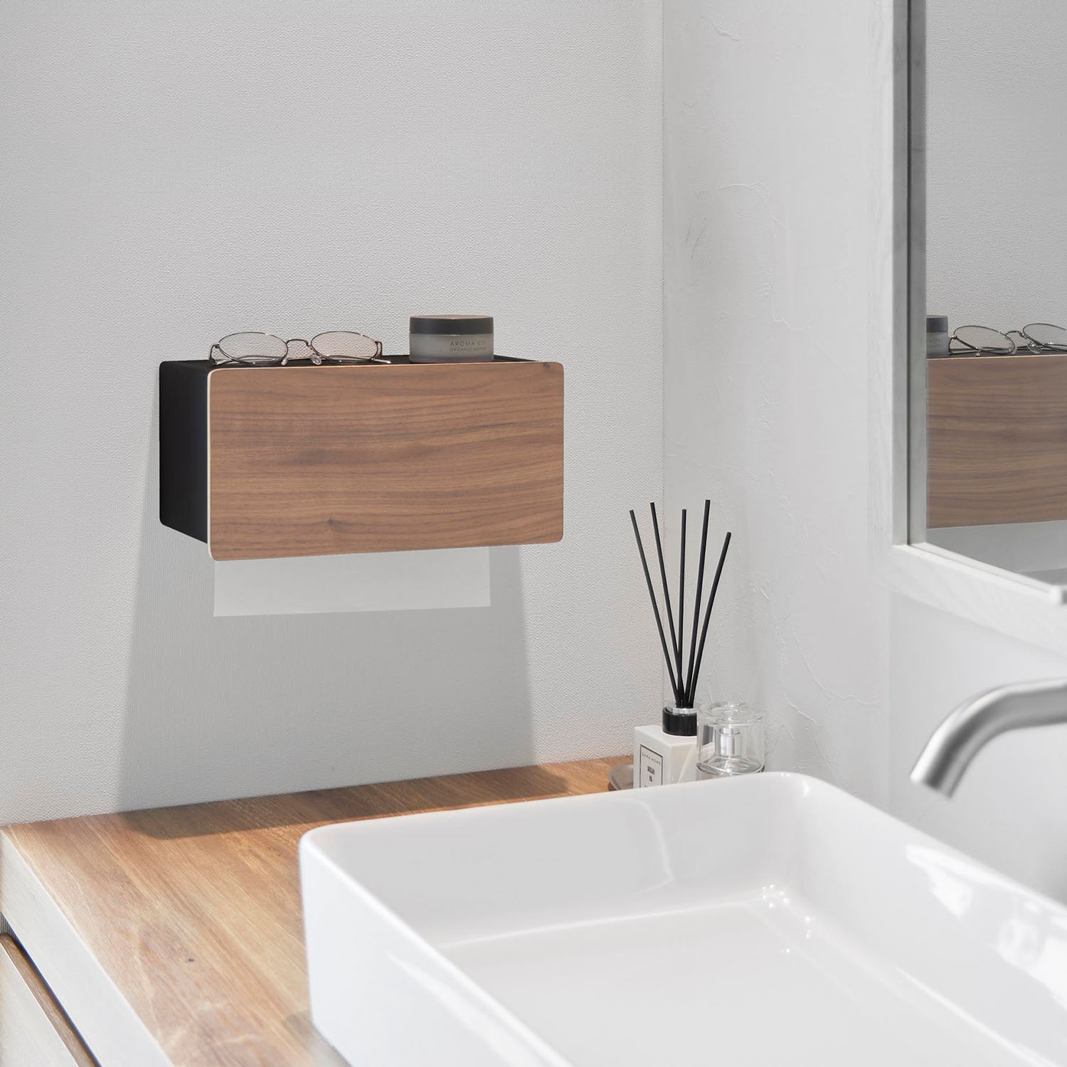 ウォールペーパータオルディスペンサー リン 石こうボード壁対応