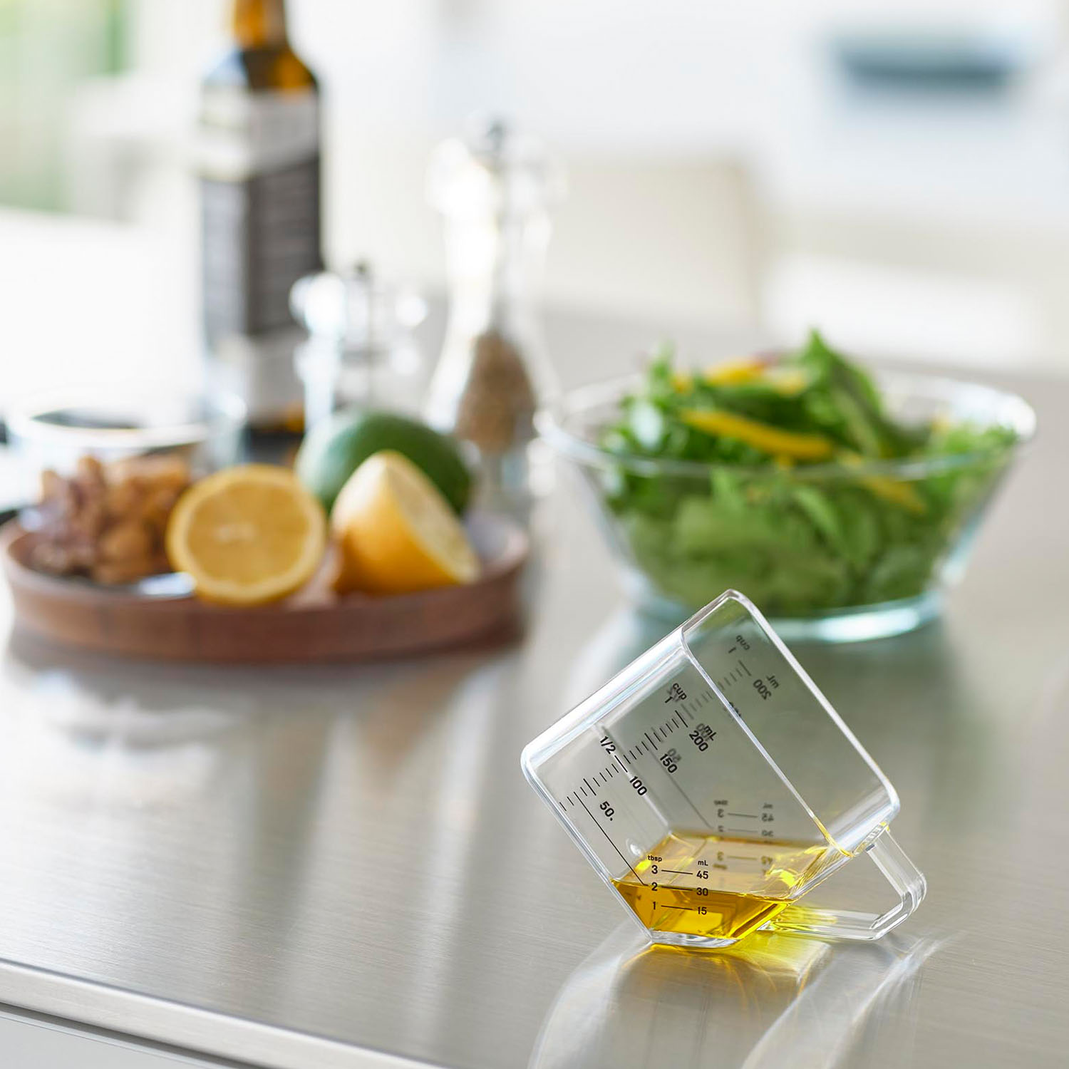 大さじも量れる計量カップ タワー