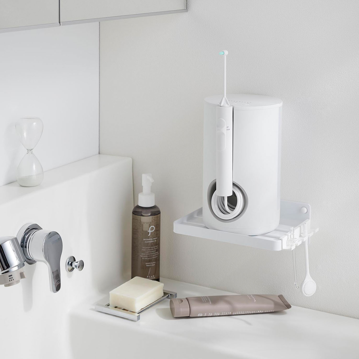 ウォールオーラルケア洗浄器収納ラック タワー 石こうボード壁対応