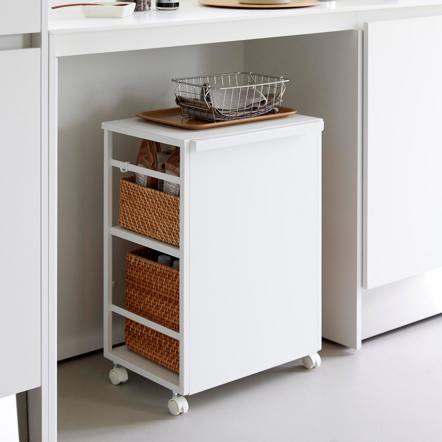 目隠しワゴン タワー 天板付き