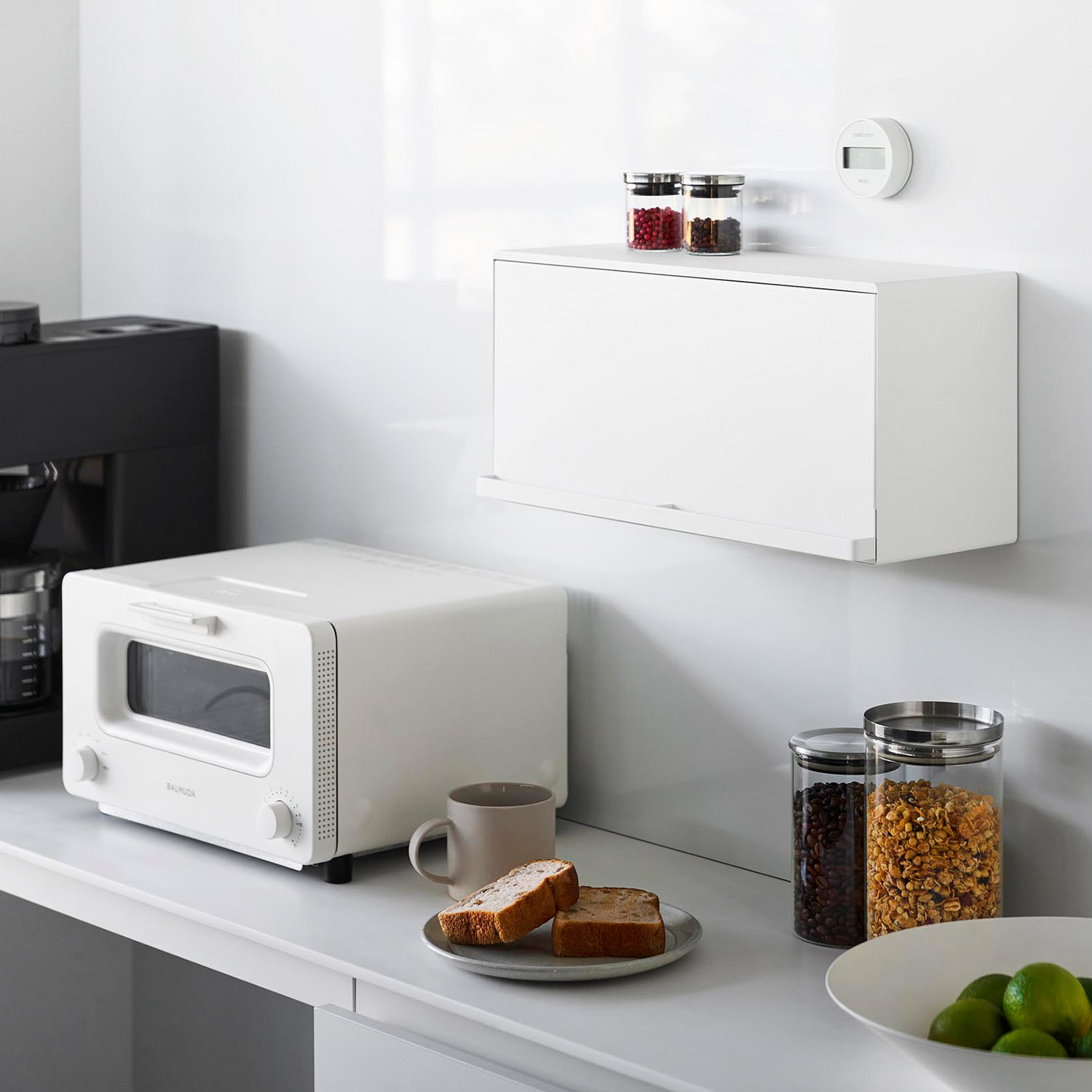 マグネットブレッドケース タワー