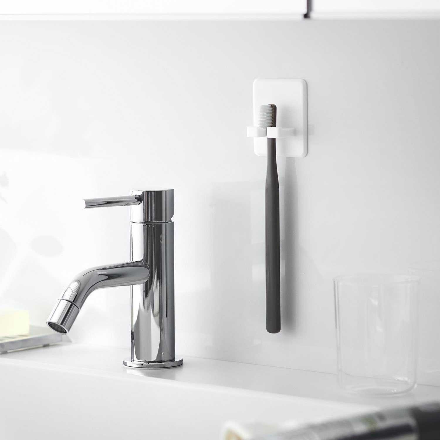 シリコーン吸盤歯ブラシホルダー タワー