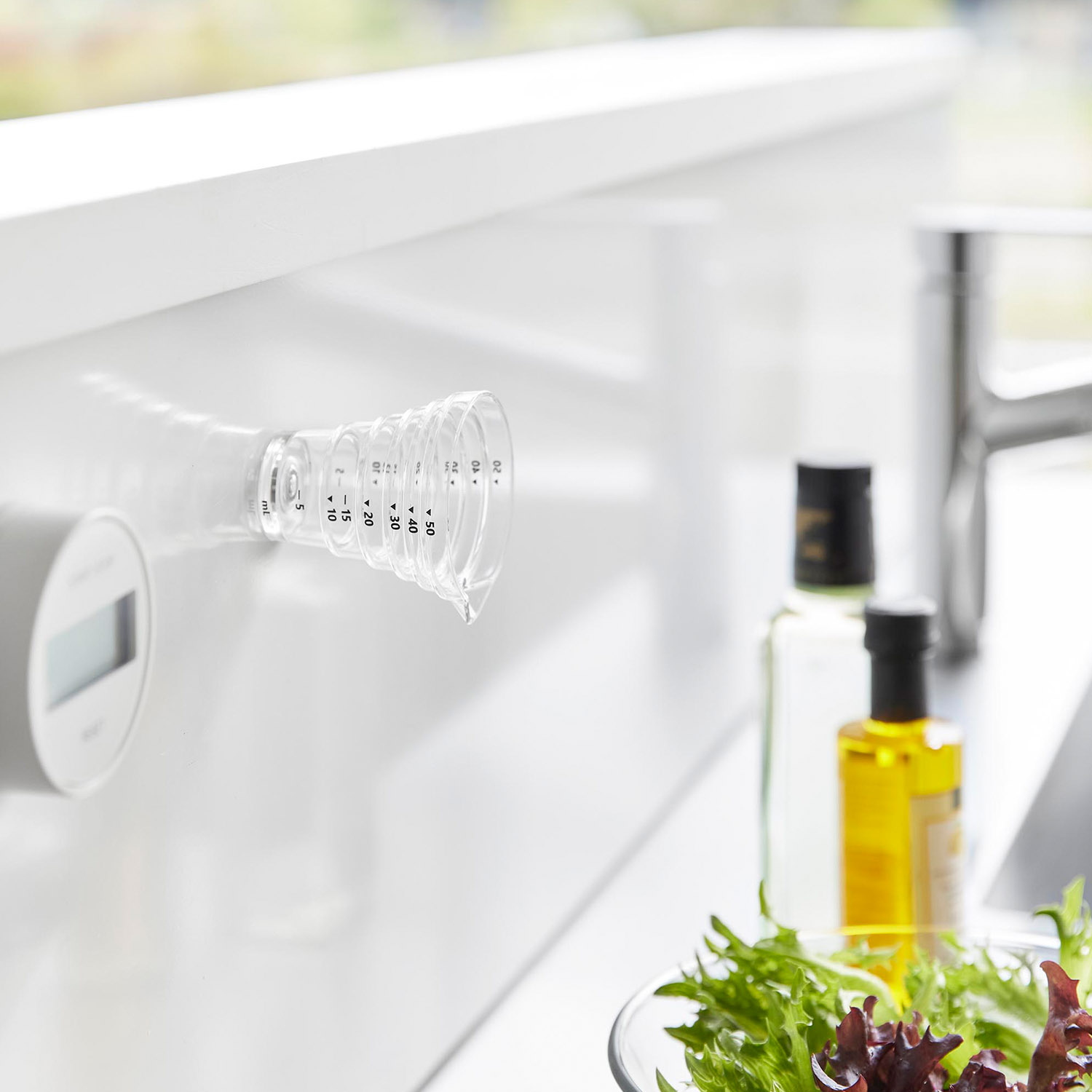 マグネット段々計量カップ タワー 50mL