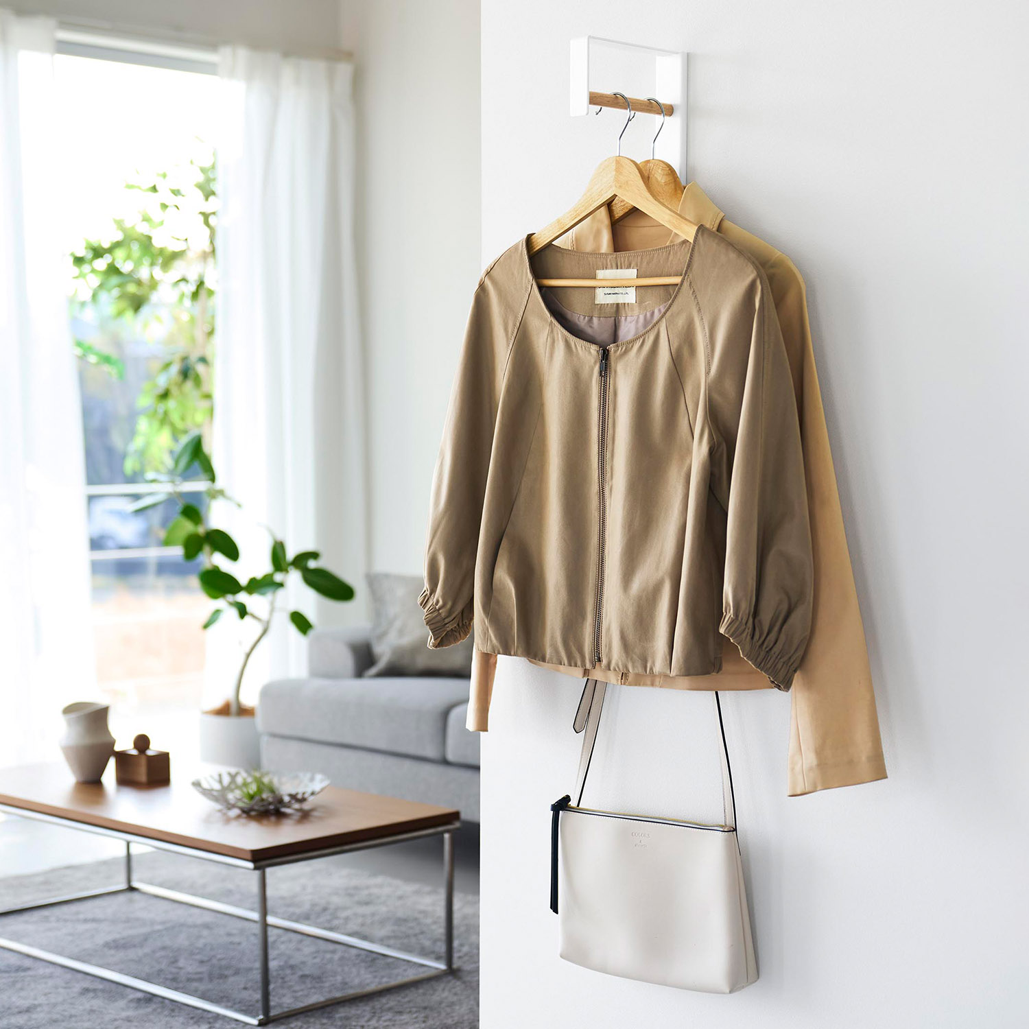 壁付けコートハンガー タワー