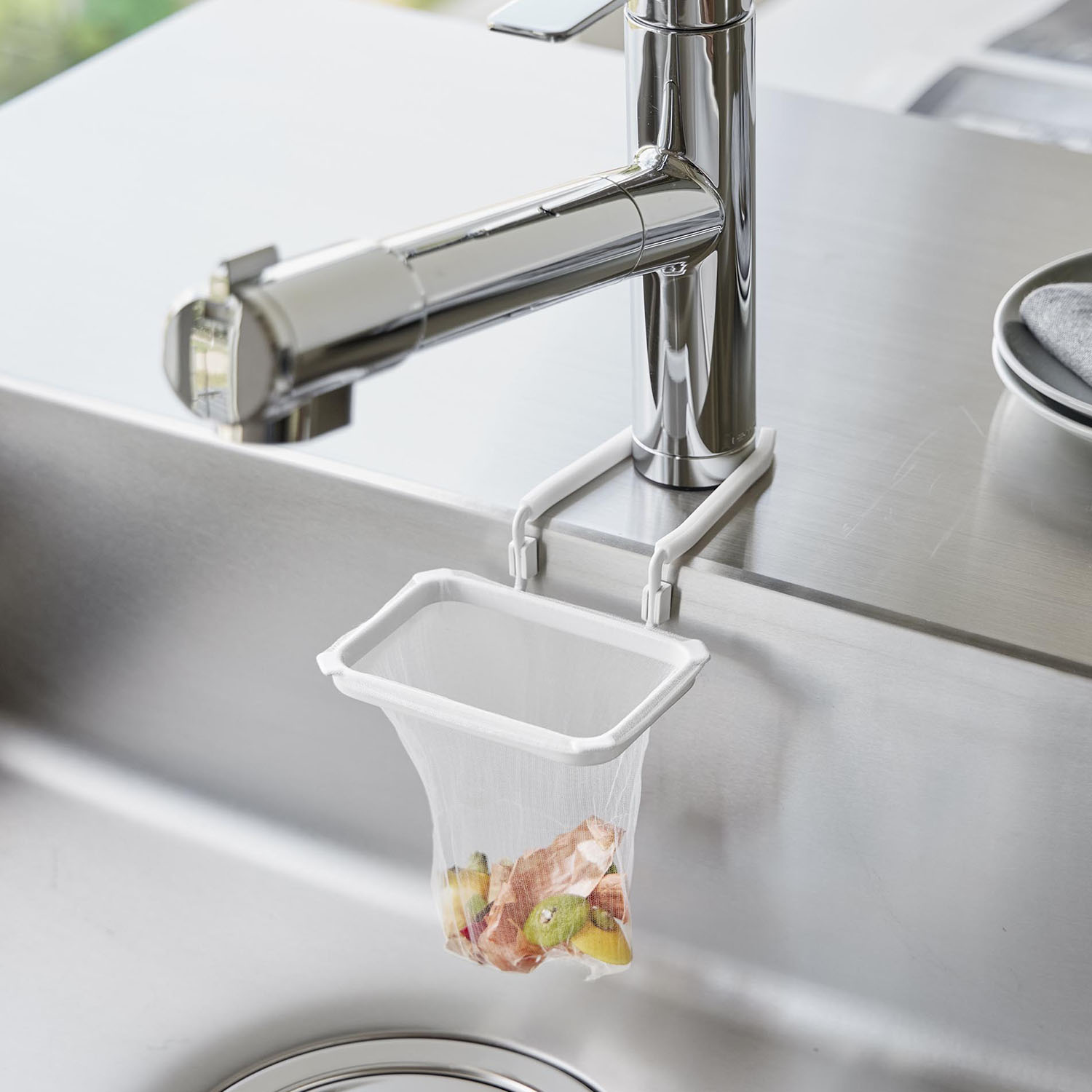 蛇口にかける水切りネットホルダー タワー