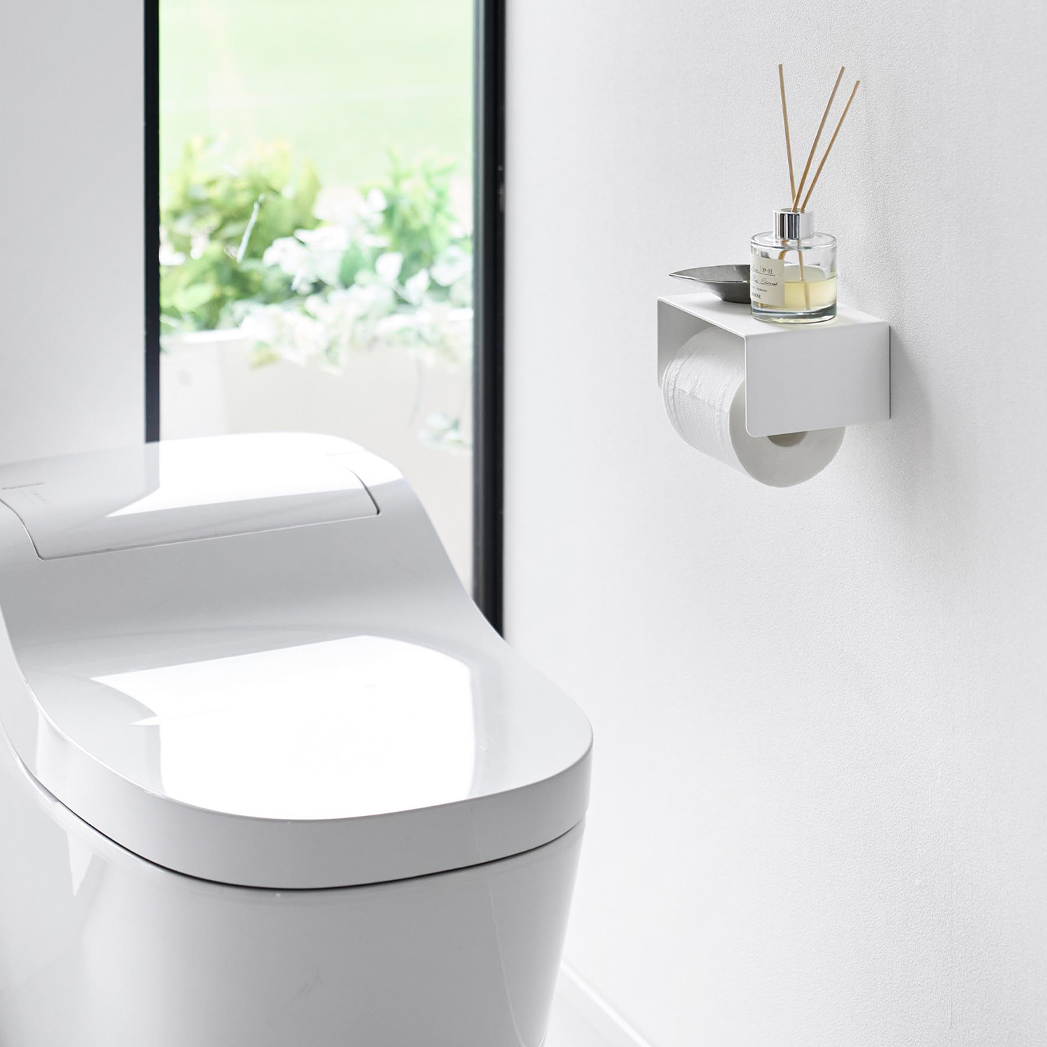 壁付けシンプルトイレットペーパーホルダー タワー