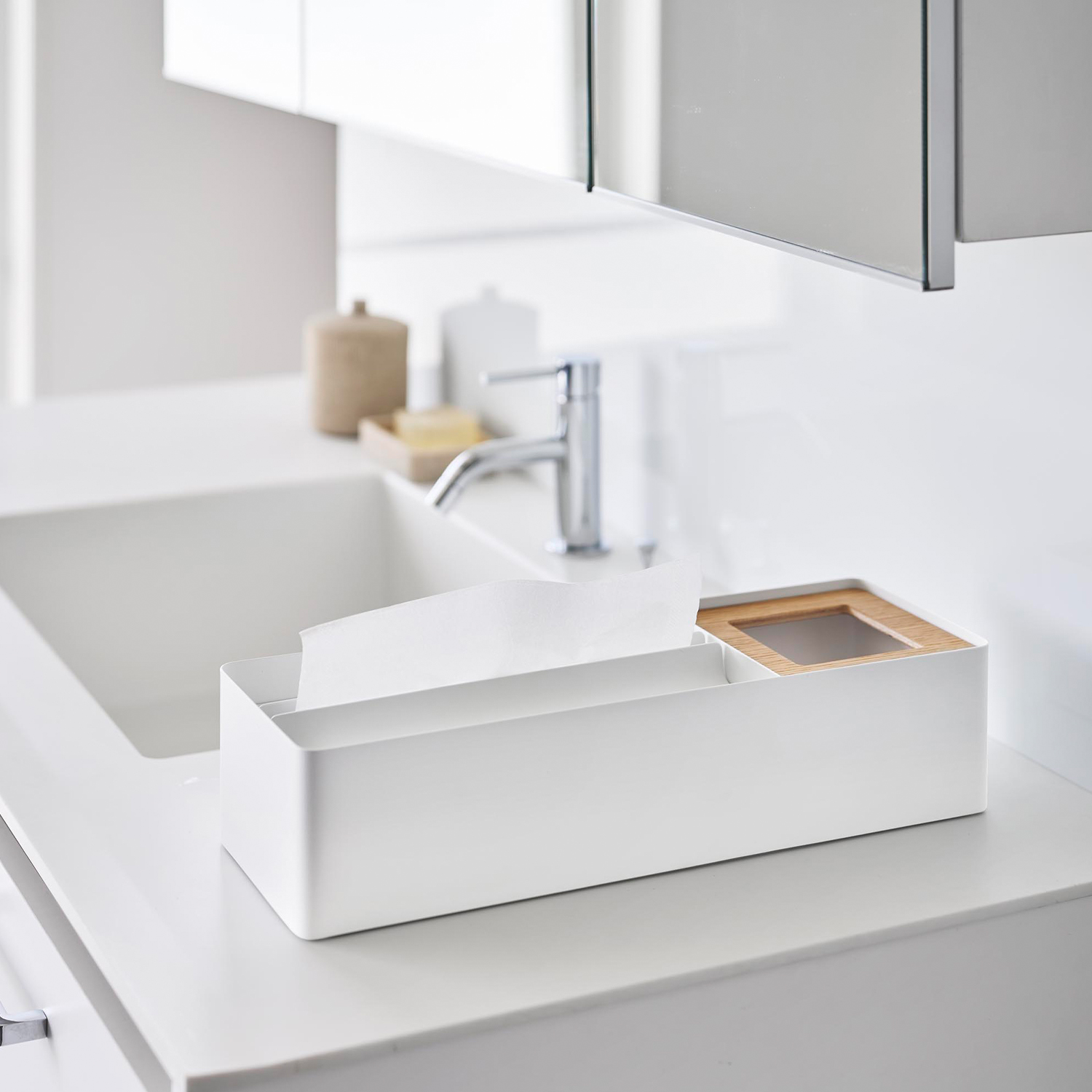 ペーパータオル&ダストオーガナイザー タワー