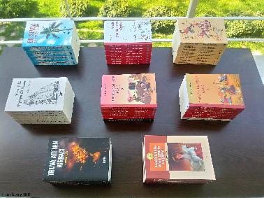 Yazarın dokuz eserinden oluşan bir kitap sergisi