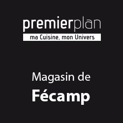 Premier Plan meuble et accessoires de cuisine et salle de bains (détail)