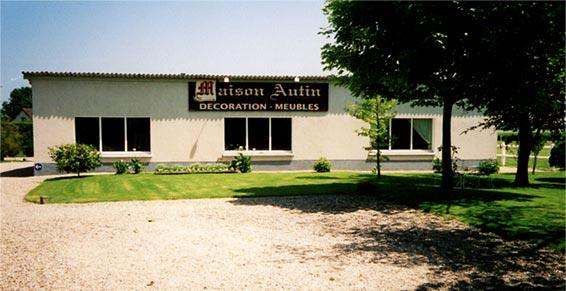 Maison Autin Tapissiers-Décorateurs tapissier et décorateur (fabrication, vente en gros de fournitures)