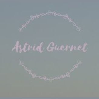 Astrid Guernet - Photographe maternité/nouveau-né/bébé/enfant